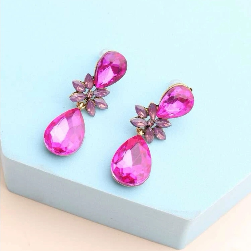 Brand New Pink Rhinestone Drop Earrings